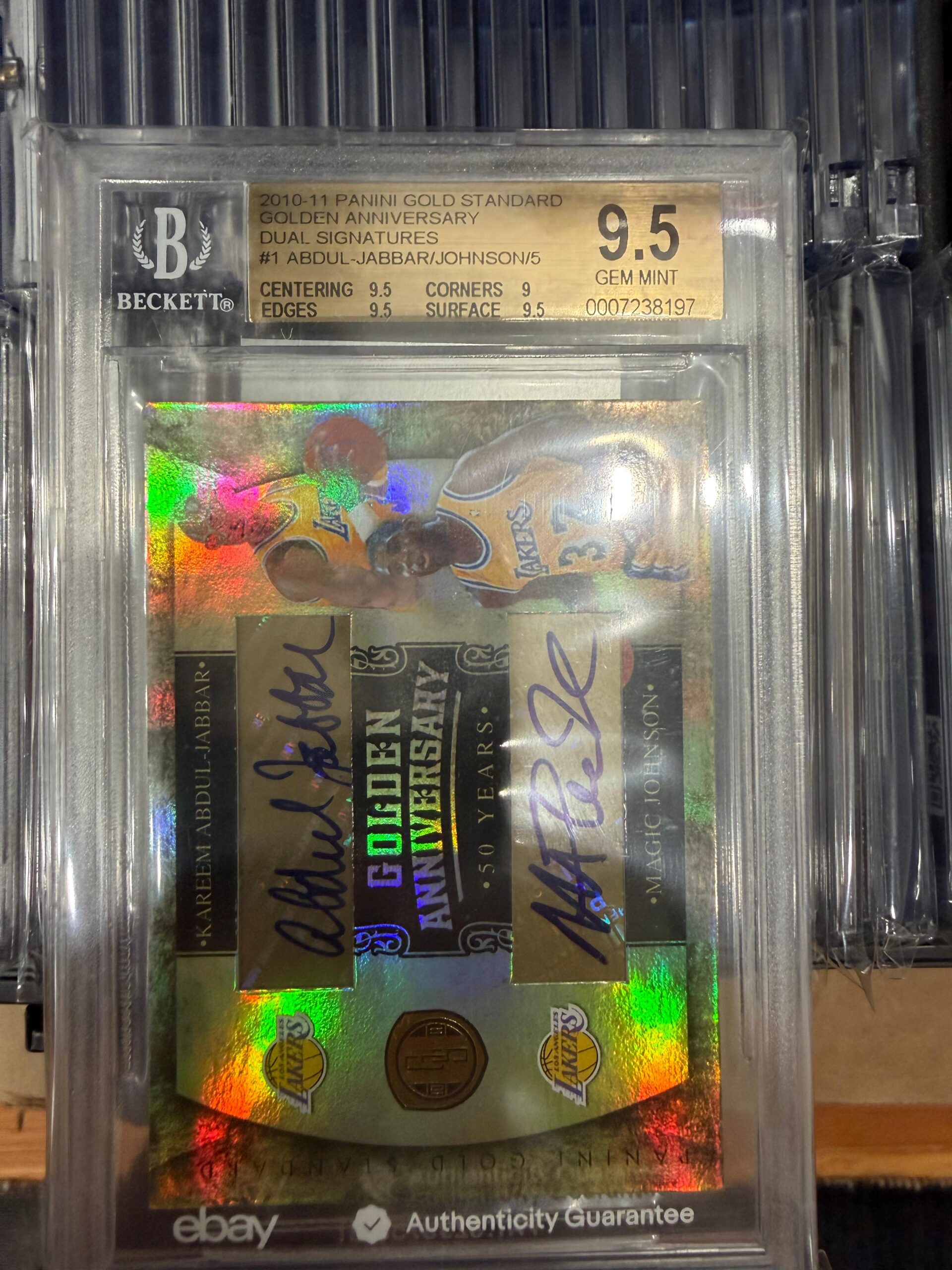 Victor Wembanyama 2023 Finest Flashback Auto Black Geo Spurs PSA 10 08/25
